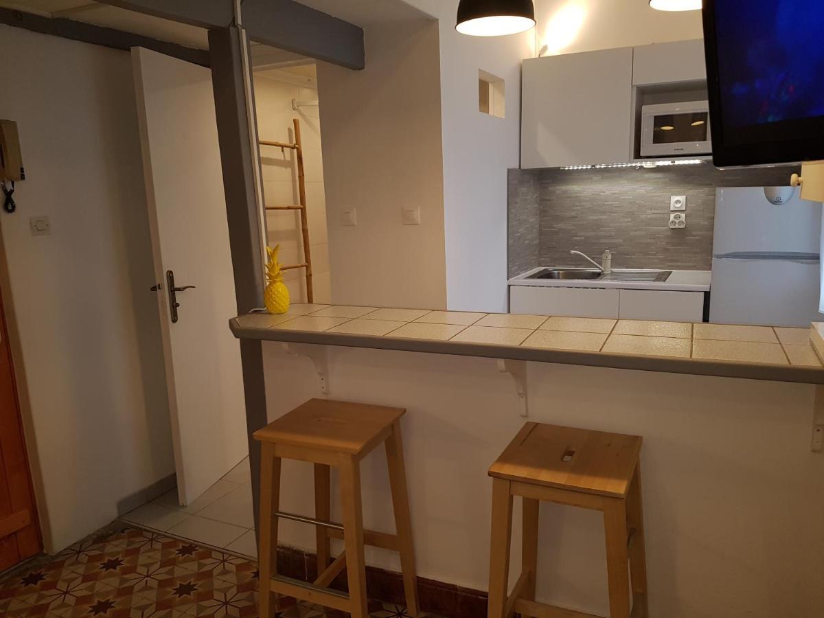 Charmant Studio Tout Equipe Au Coeur D Αβινιόν Εξωτερικό φωτογραφία